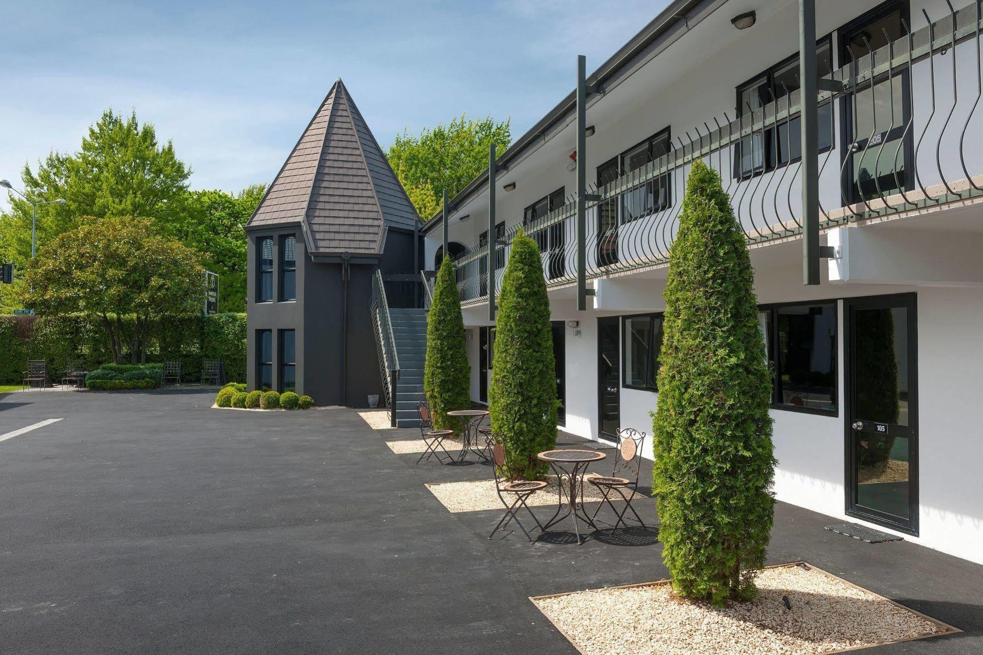 The Towers On The Park Hotel Christchurch Bagian luar foto